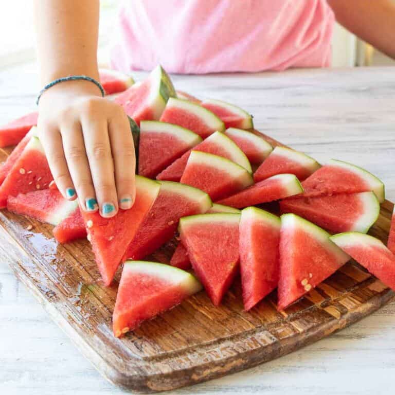 How To Cut A Watermelon into Slices | Create Kids Club